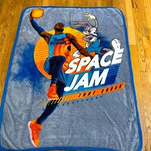 Space Jam 2 fleece blanket